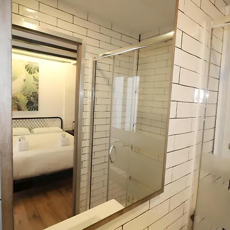 Apartment Increible Con Terraza Al Lado De Torres De Quart *