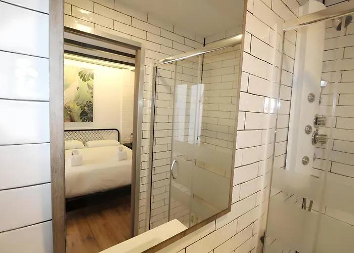 Apartment Increible Con Terraza Al Lado De Torres De Quart *